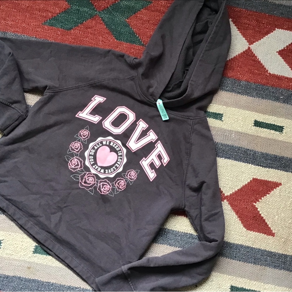 Be Youtiful size 7/8 darling little hoody top